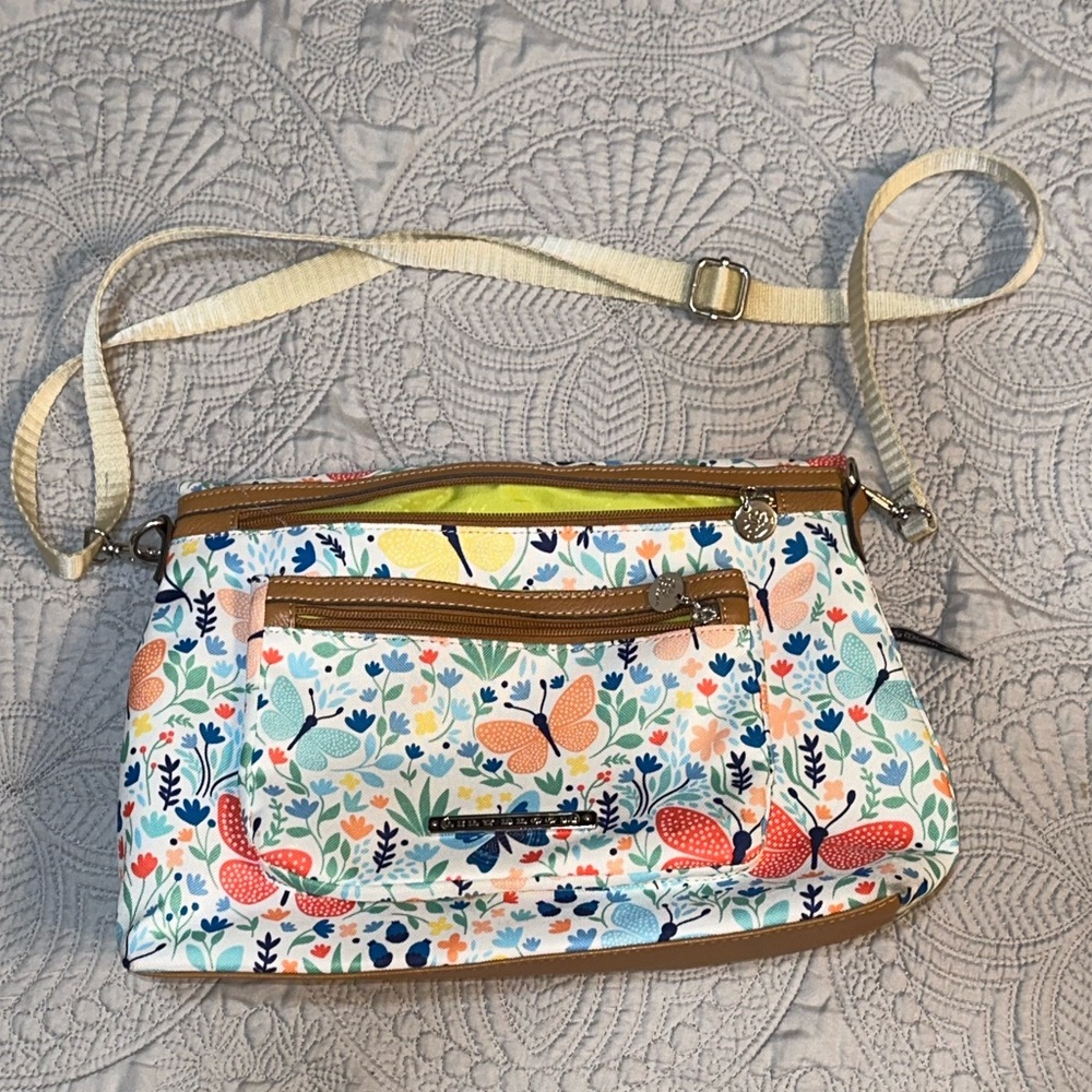 Lily Bloom Women's Butterfly Blooms Cherry Isla Foldover Tote